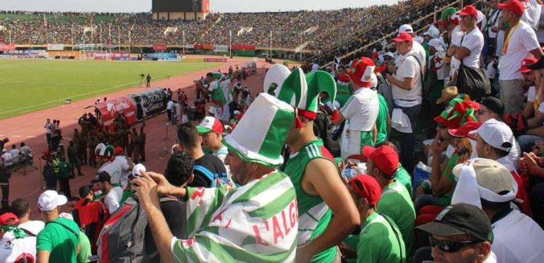 وزارة الرياضة تضع اجراءات لنقل 2500 مشجع جزائري الى المونديال