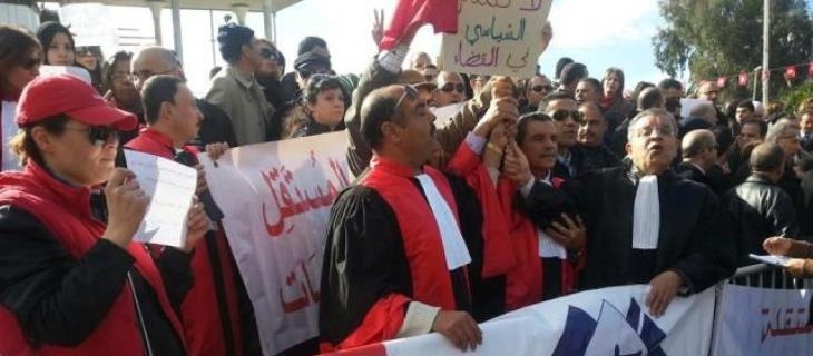 القضاة التونسيون يعلقون إضرابهم اليوم
