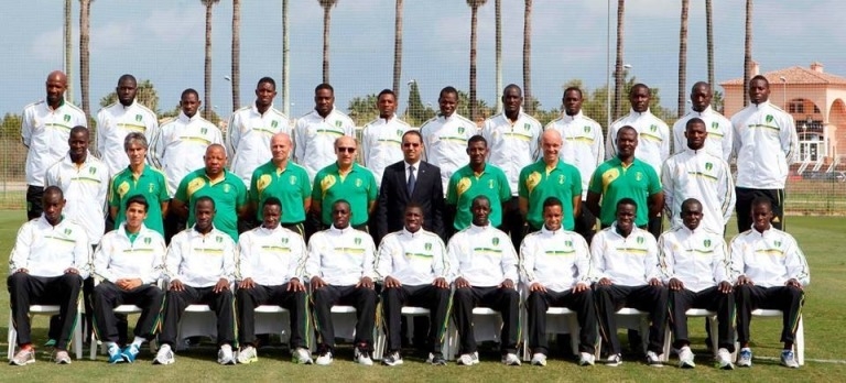 مدرب المنتخب الموريتاني يستدعي أبرز  المحترفين  ولاعبين جدد لمواجهة النيجر وديا