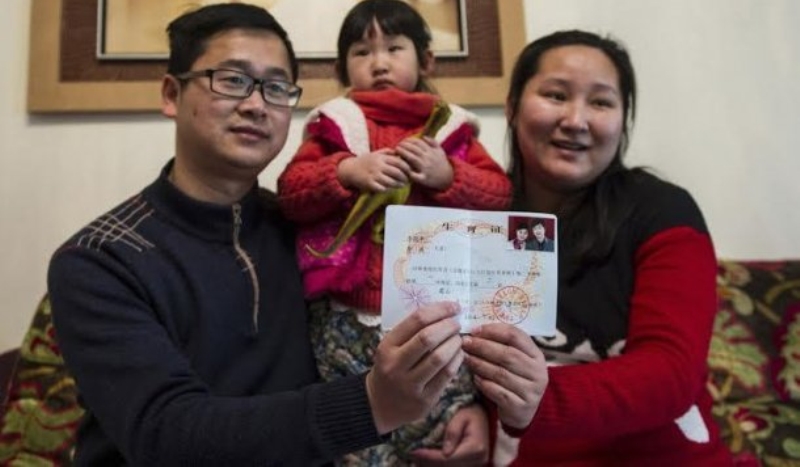 وأخيرا الحكومة الصينية تسمح بالطفل الثاني و الأسر ترفض ذلك