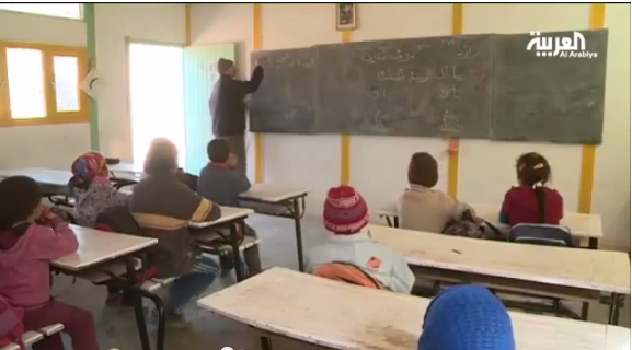 معاناة معلم مغربي بقرية إنمل بالأطلس
