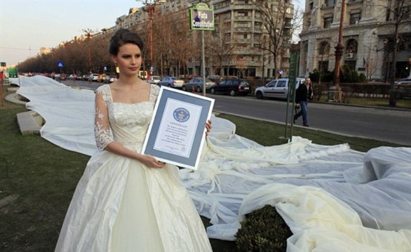 دبي تستعد لاطلاق أطول فستان زفاف