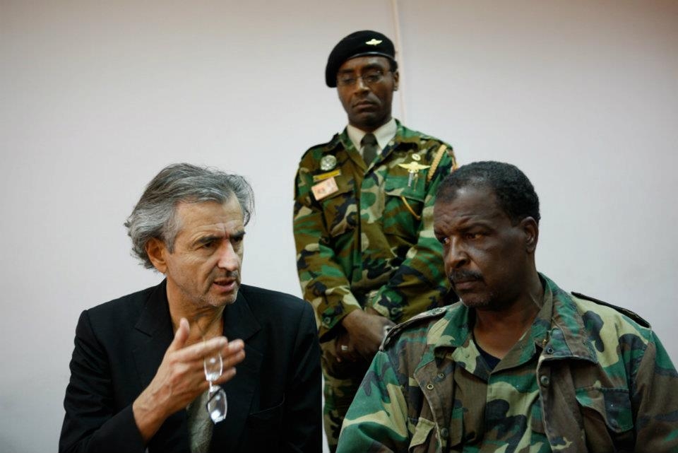 ليبيا: إطلاق سراح نجل ونيس بوخمادة آمر القوات الخاصة بالجيش
