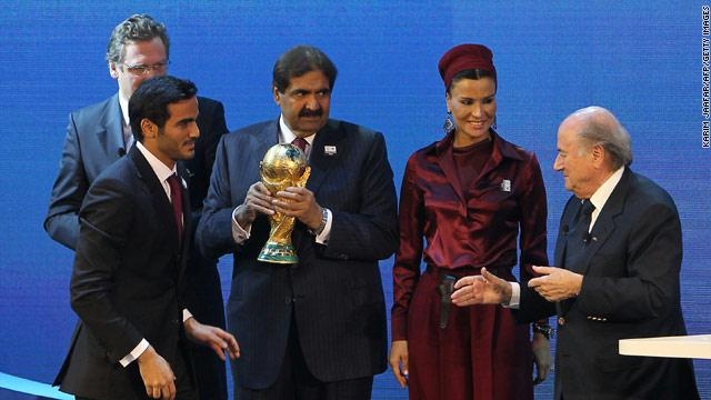 خبيرة بالفيفا تطالب بسحب تنظيم كأس العالم 2022 من قطر