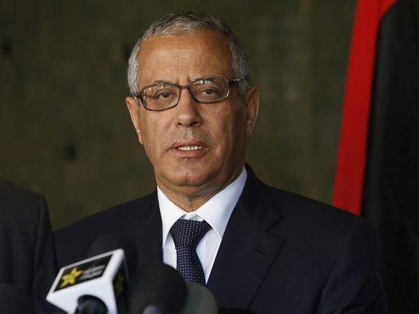 ليبيا: المؤتمر الوطني يطيح بعلي زيدان وأنباء عن مغادرته البلاد