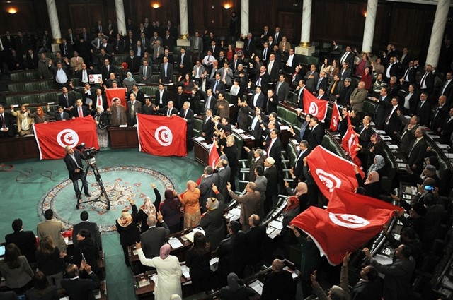 المصادقة على عدد من فصول مشروع القانون الانتخابي بتونس