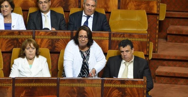 نبيلة بنعمر تبرز مكتسبات المرأة المغربية بقلب البرلمان الجزائري