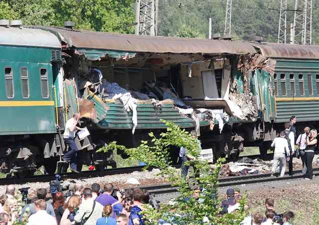 اصطدام قطارين يخلف قتلى و جرحى في روسيا