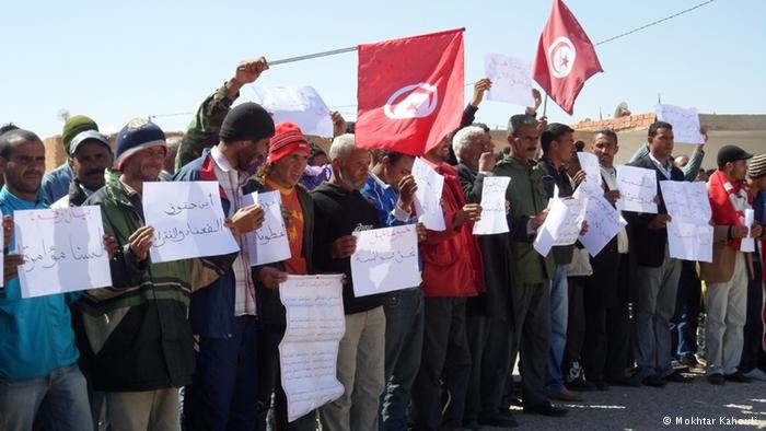 تونس: محتجون يطالبون بحل المجلس التأسيسي