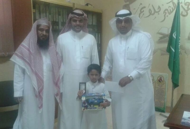 طفل يبلغ 6 سنوات يتمكن من حفظ القرآن كاملاً في السعودية