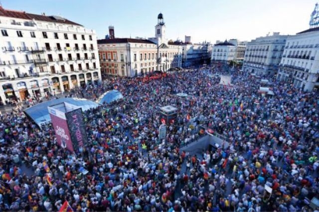 تظاهرات في إسبانيا تطالب بـ «الجمهورية»