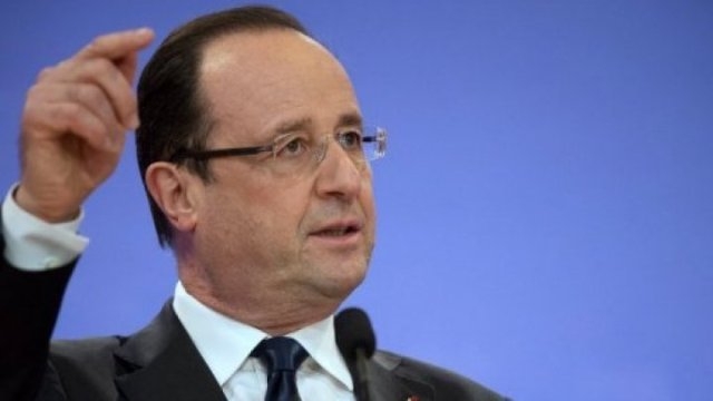 هولاند: مقتل أكثر من 30 فرنسيا في سوريا