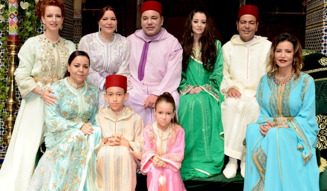 العاهل المغربي يترأس حفل عقد قران شقيقه  الأمير مولاي رشيد