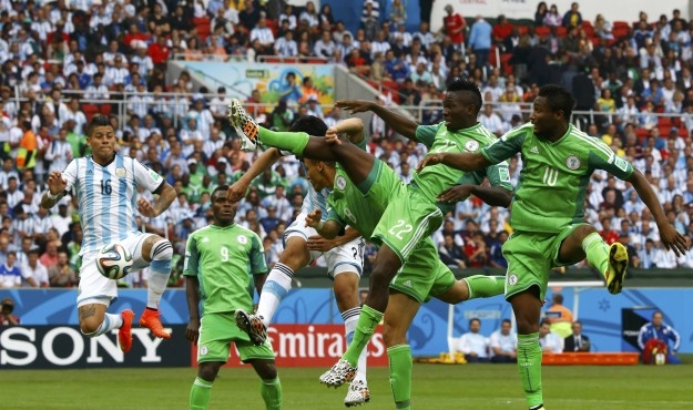 لاعبو نيجيريا يقاطعون التداريب لأجل المال