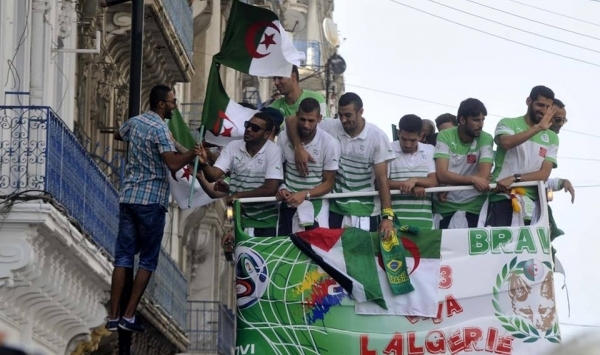 لاعبو الجزائر يتبرعون بـ 9 ملايين يورو لغزة