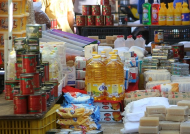 المغرب: حجز 65 طنا و360 لترا من المواد الغذائية الفاسدة