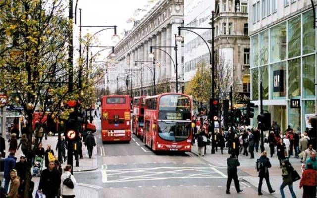 دراسة تؤكد أن شارع أوكسفورد الأكثر تلوثًا في العالم