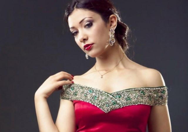 المغربية صفاء طواش ملكة جمال العالم للانسانية