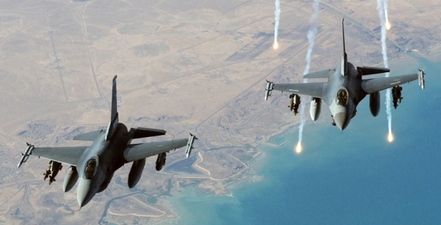 طائرات أمريكية تقصف مقاتلي الدولة الإسلامية
