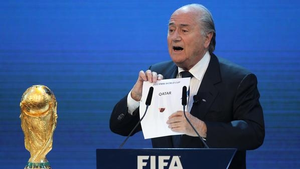 هل تسحب الفيفا تنظيم مونديال 2022 من قطر ؟