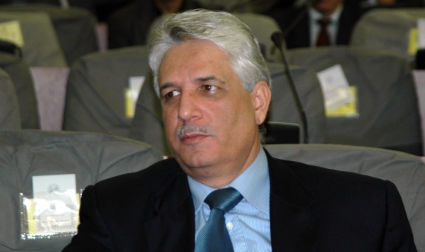 وزير العدل الجزائري: 