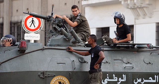 تونس: تبادل لإطلاق النار بين الشرطة وعناصر متطرفة بمنوبة