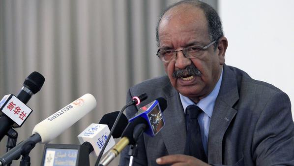 الجزائر تعارض المواجهة بين الليبيين وضد التدخل العسكري الأجنبي