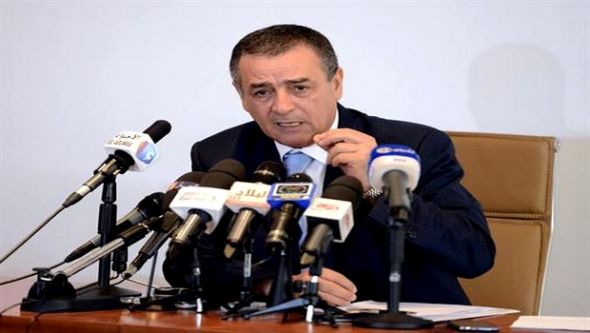 بوشوارب: تنظيم القطاع العمومي التجاري بالجزائر هدفه استقلالية تسيير المؤسسات العمومية الاقتصادية