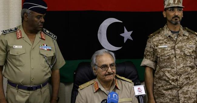  البرلمان الليبي يعيد خليفة حفتر إلى الخدمة العسكرية