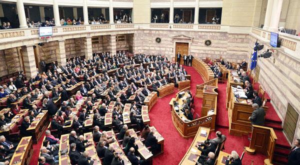 البرلمان اليوناني يحل نفسه ويجري انتخابات