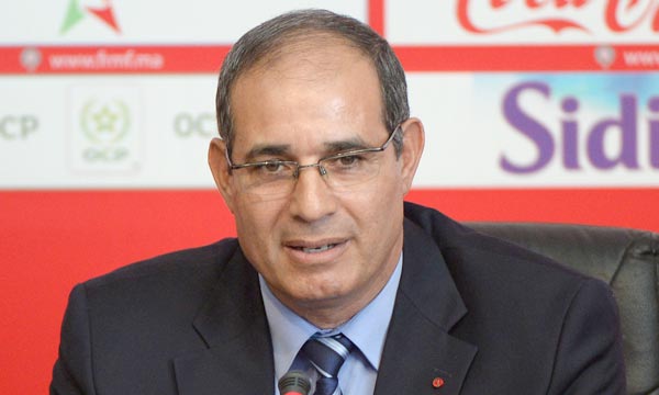 الزاكي يتوقع فشل منتخب الجزائر في كأس افريقيا