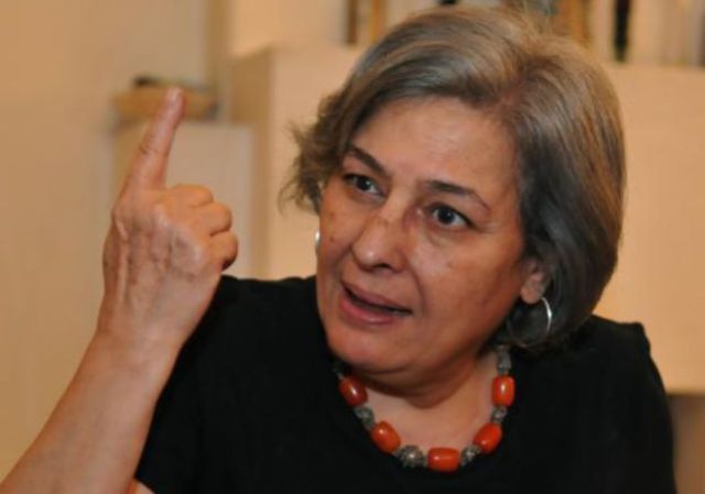 رحيل الكاتبة المصرية رضوى عاشور بعد صراع مع المرض