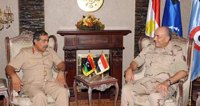 رئيس أركان الجيش الليبي بالقاهرة على رأس وفد عسكري