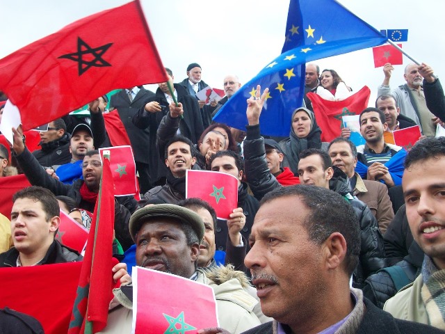 المغاربة على رأس لائحة المهاجرين المسجلين في الضمان الاجتماعي باسبانيا
