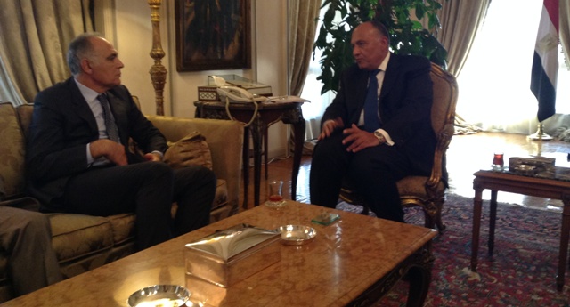وزير الخارجية المصري يهاتف نظيره المغربي من أجل تطويق الأزمة