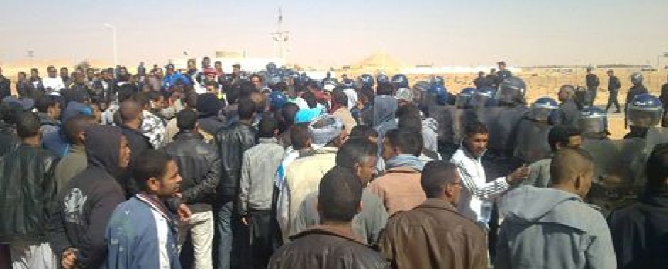 سكان عين صالح يتظاهرون ضد استخراج الغاز الصخري بسبب مخاطره على تلوث المياه والطبيعة
