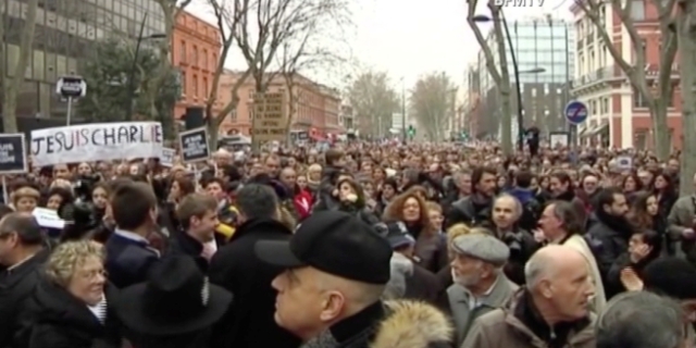 باريس تحتضن مسيرة التضامن مع ضحايا الهجمات الإرهابية