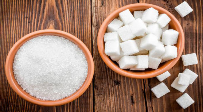 بدائل تخفف من الإفراط في استخدام الملح والسكر