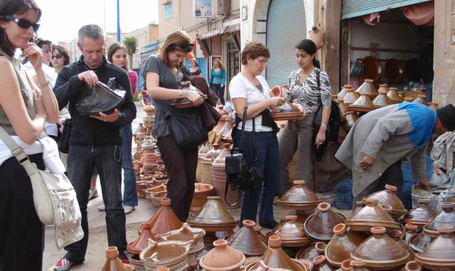 المغرب يعلن عن خطة عمل لدعم القطاع السياحي بعد تراجع الحجوزات الفرنسية