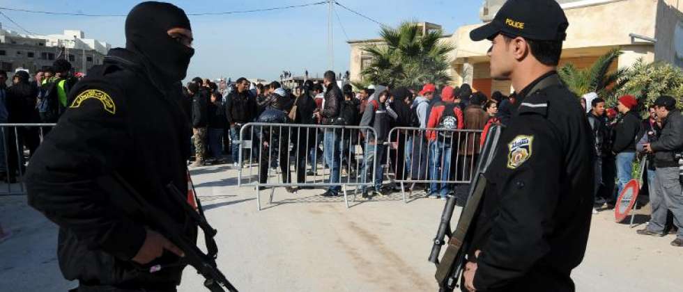 مقتل 4 من الأمن التونسي على يد 