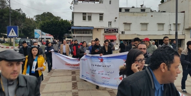 مسيرة تواصلية للشباب في طنجة للتحسيس بأهمية التسجيل في اللوائح الانتخابية