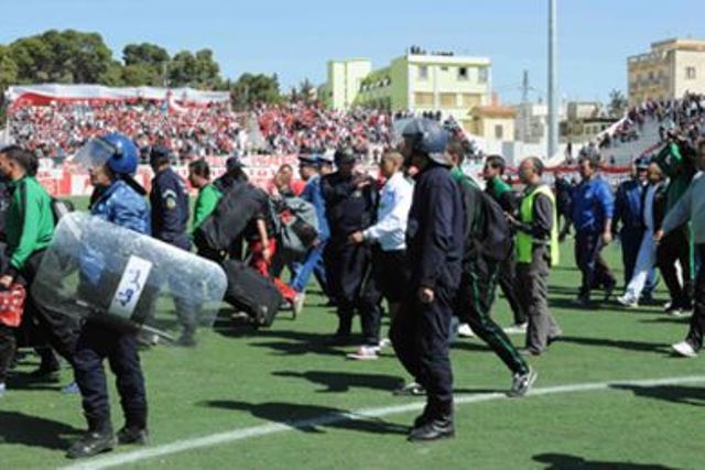 الشغب في ملاعب الجزائر يتسبب في إصابة 673 شخص