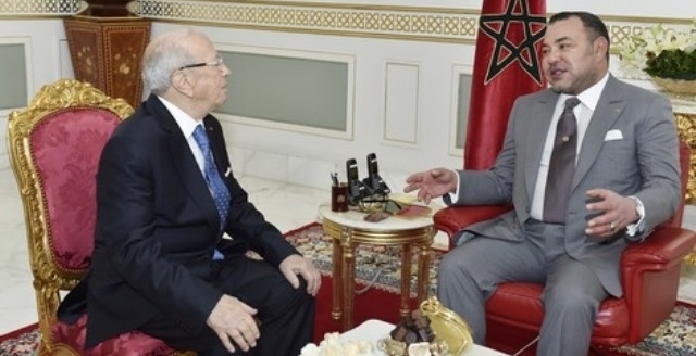 الرئيس التونسي يشيد بجهود العاهل المغربي من أجل إرساء قيم السلام والتسامح بالمنطقة