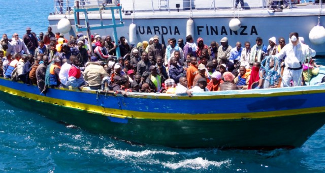 وصول 150 مهاجرا سريا إلى إيطاليا قادمين من ليبيا
