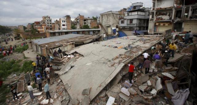 النيبال: حصيلة قتلى الزلزال قد تصل 10 آلاف