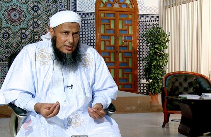 الشيخ ولد الددو يثير ضجة بموريتانيا بفتوى تحرم  الرق وتؤكد وجوده