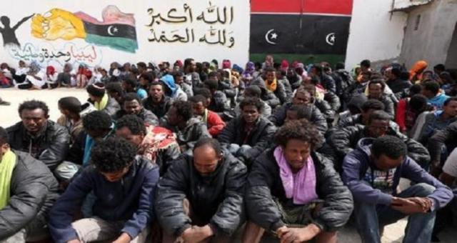 ليبيا: توقيف 580 مهاجر سريا من إفريقيا