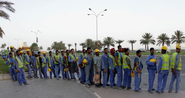 قطر: ممنوع تصوير ظروف عيش العمالة الأجنبية