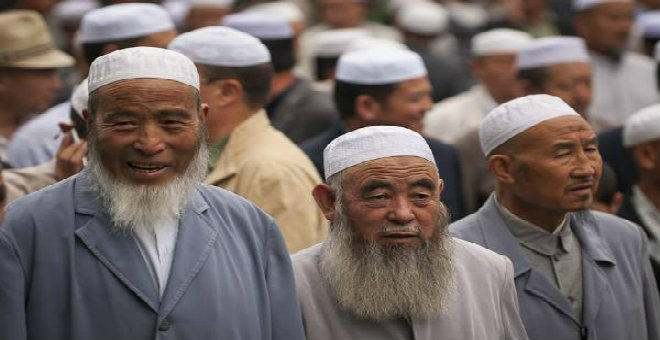 الصين تمعن في مضايقات مسلمي الإيغور مع حلول رمضان