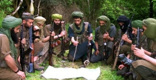 القاعدة تتبنى قتل عقيد في الجيش الجزائري